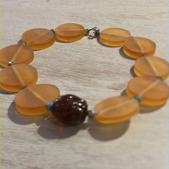 Vintage Root Beer Lucite Bead Necklace discs choker glass 70s - Picture 2 of 6